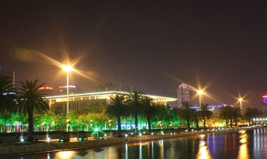 �V���ߗU������ҹ��Ч���D