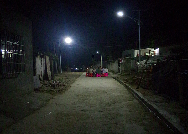 �r��̫���·��ҹ�g����Ч��