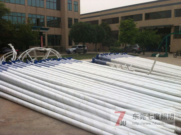 �|ݸ�߶�����·���U���a(ch��n)�S�DƬ��(sh��)��