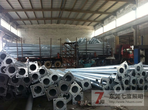 �|ݸ�߶�����·���U���a(ch��n)܇�g���ĈDƬ